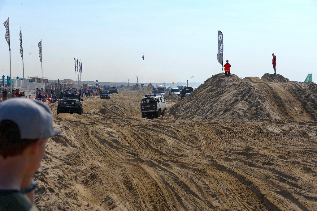 ../Images/4x4 Katwijk 2018 102.jpg